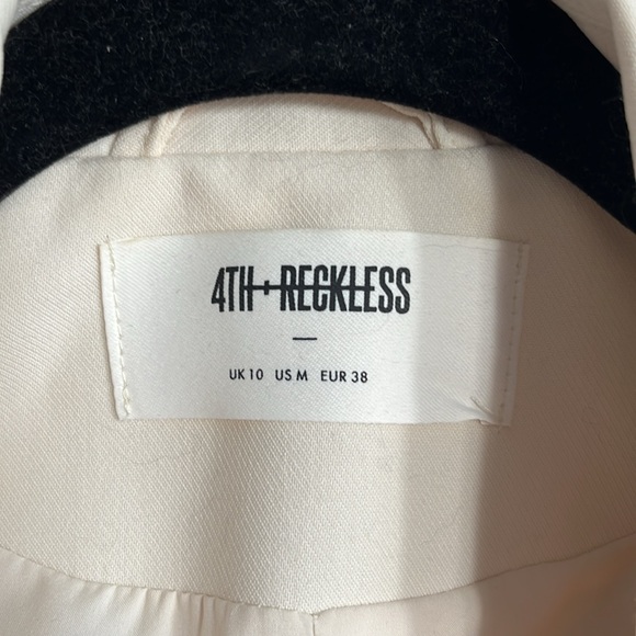 4th and Reckless sporty women’s blazer stripe on arm pockets size medium petite - Picture 2 of 3